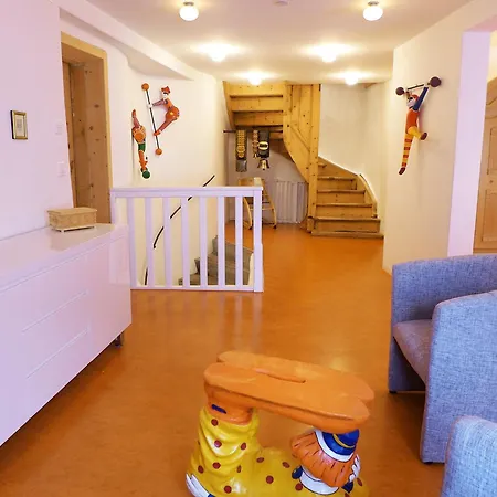 Doess By Interhome *